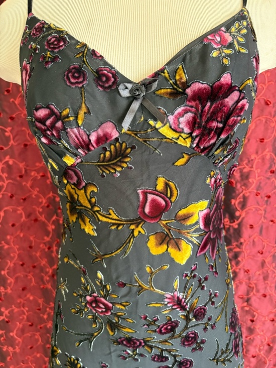 Betsey Johnson Y2K Slip Dress - Floral Velvet Size SMALL - Garden Party / Prom - Picture 2 of 8